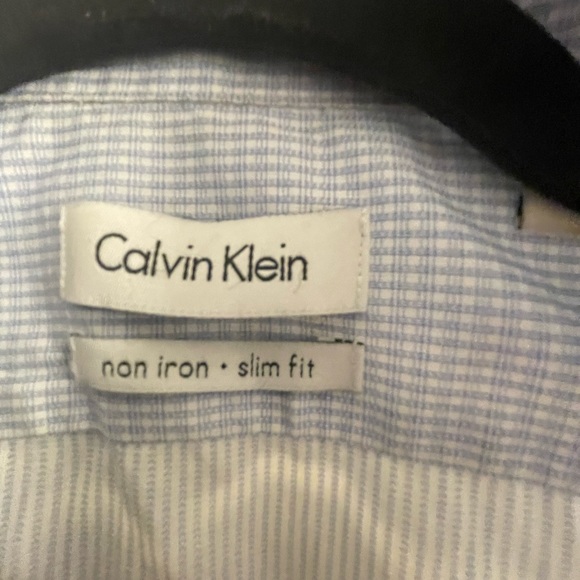Calvin Klein Stretch Slim Fit Blue Pinstripe Oxford ButtonDown,Size 17 32/33 - Picture 2 of 6